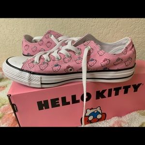 Hello kitty converse size 7.5